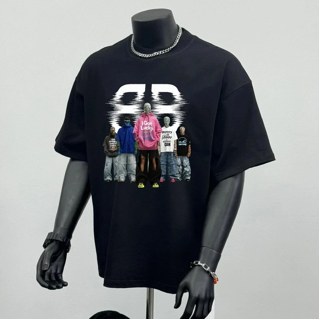 الرجال 2025 جديد حار تي شيرت الاتجاه العلامة التجارية مصمم الطباعة نمط كلاسيكي القطن الخالص جودة عالية الصيف قميص النوم الأساسية