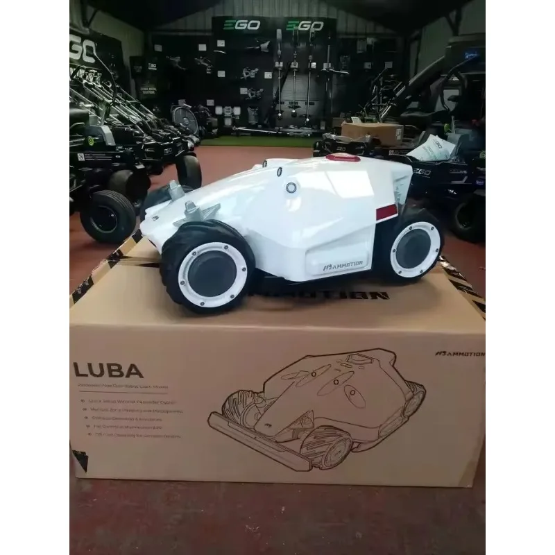 

Оригинальная газонокосилка LUBA 2 AWD 3000HX 2025 года с 4G