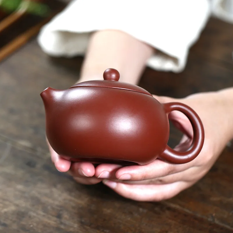 

Hot selling Yixing tea pot, famous master of pure craftsmanship, large capacity Xishi pot, original ore, Dahongpao clay, purple