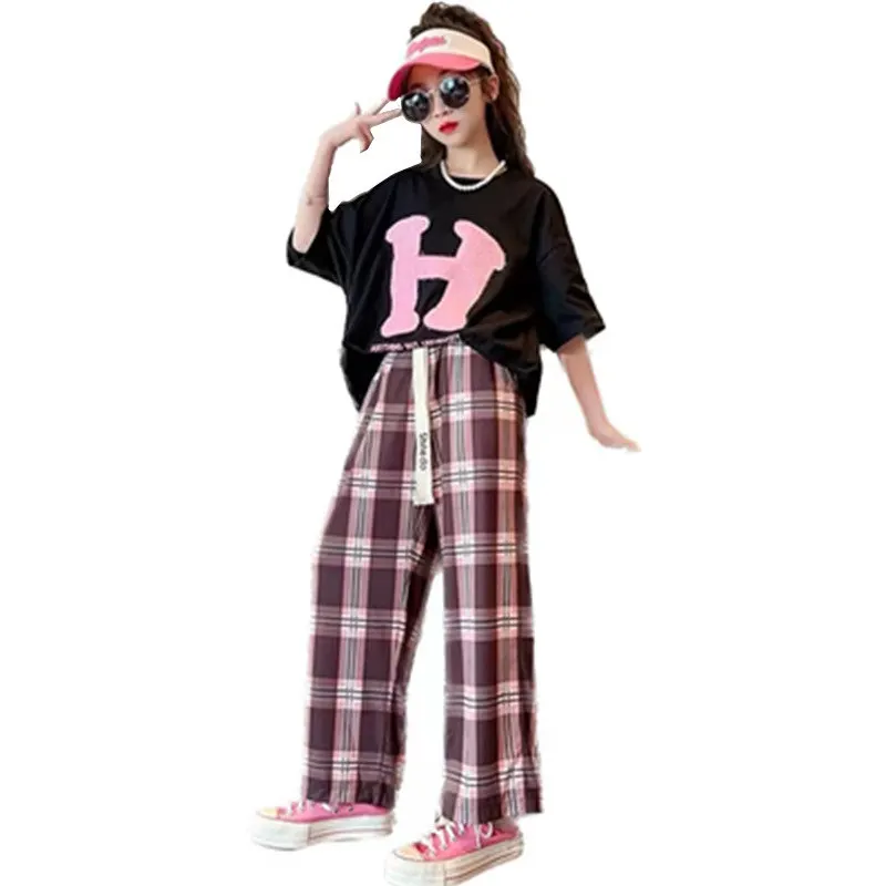 

Girls Summer Suit 2023 New Korean Children Clothes Short-Sleeved Tshirt + Plaid Pants Casual Style Teenager Tracksuits Kids Sets