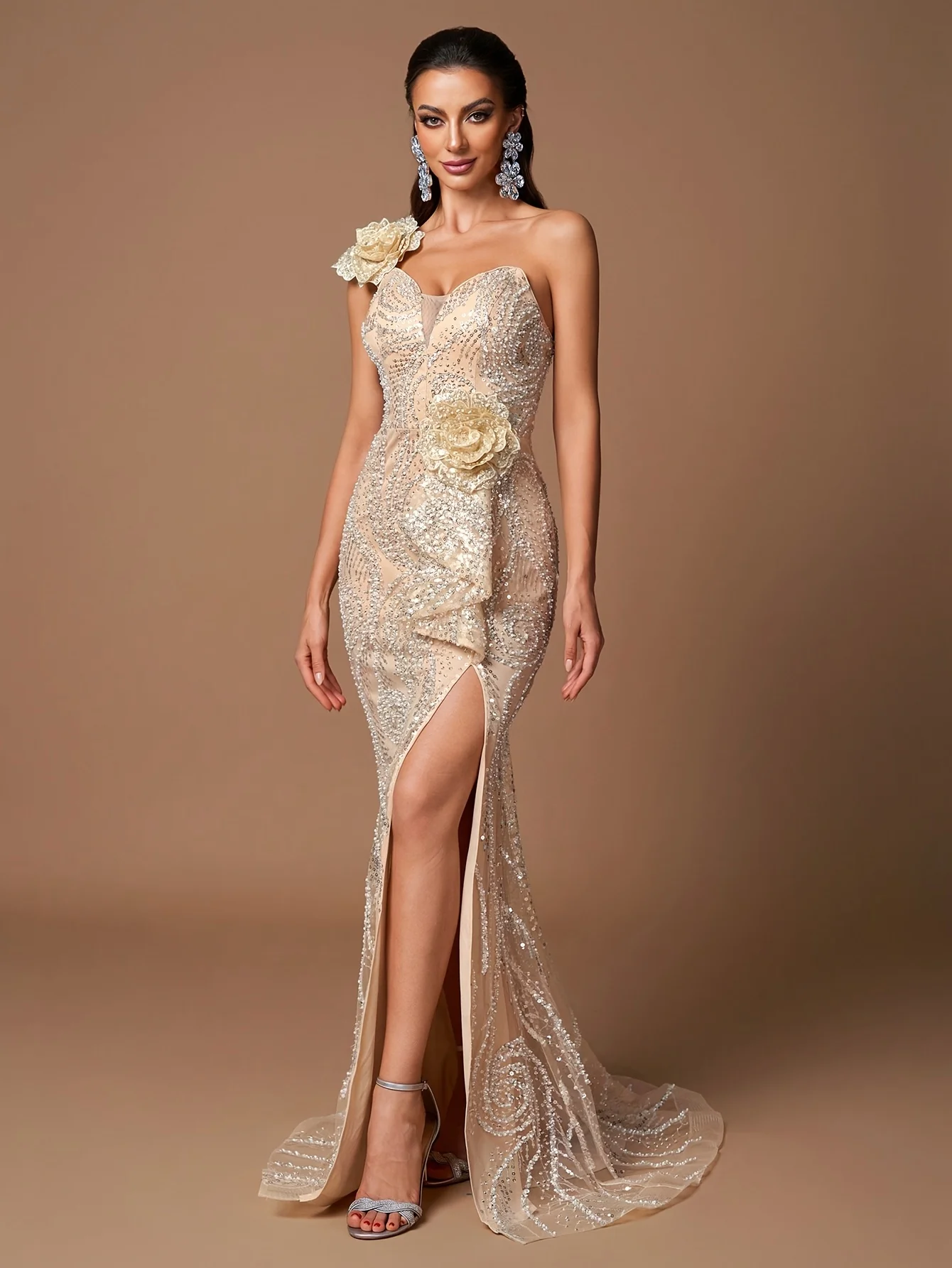 Personalize o mais recente vestido de noite feminino elegante de um ombro em 2025 com detalhes florais 3d e saia rabo de peixe com lantejoulas