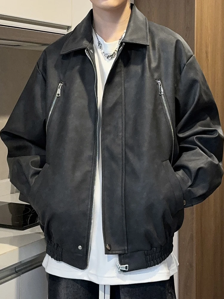 

Свободная мужская кожаная куртка в стиле ретро в американском стиле, осенняя модная непромокаемая мотоциклетная одежда из искусственной кожи, подходит для однотонной повседневной одежды
