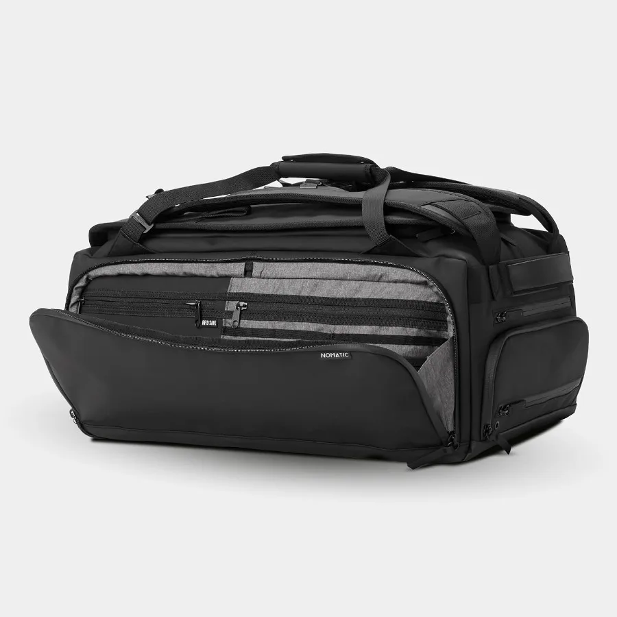 NOMATIC 30L Reisetasche – umwandelbare Reisetasche/Rucksack, Handgepäckgröße für Flugzeugreisen, täglicher Gebrauch, Laptoptasche, TSA-konform