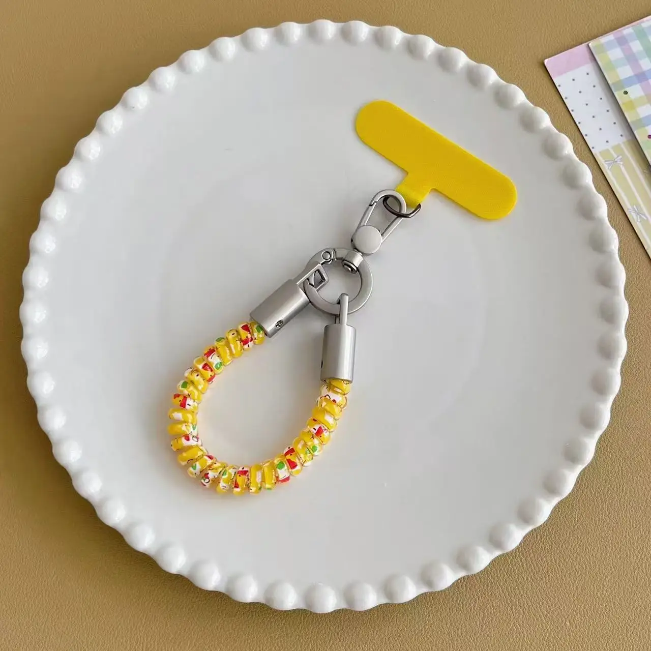 Tragbarer TPU-Handy-Handgelenkriemen, Spiralförmiges Telefonkabel, Abnehmbarer Metallverschluss, Handyhüllen-Charm-Riemen, Anti-Verlust-Handy-Handgelenkskette – Detail 12