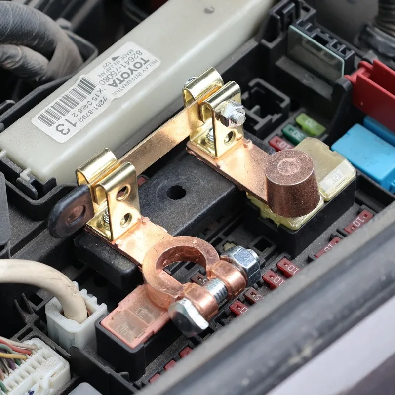 Car Battery Power-off Switch Copper Alloy Knife Power Supply Battery Connection Post and Circuit Cut-off Blade Car Parts