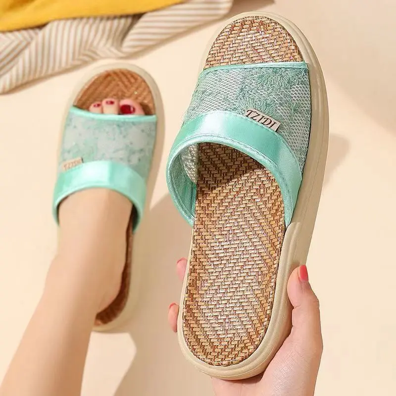 Summer Woman's One Word Flat Sole Cool Rattan Grass Slipper Soft Sole Non Slip Breathable Home Linen Floor Slipper