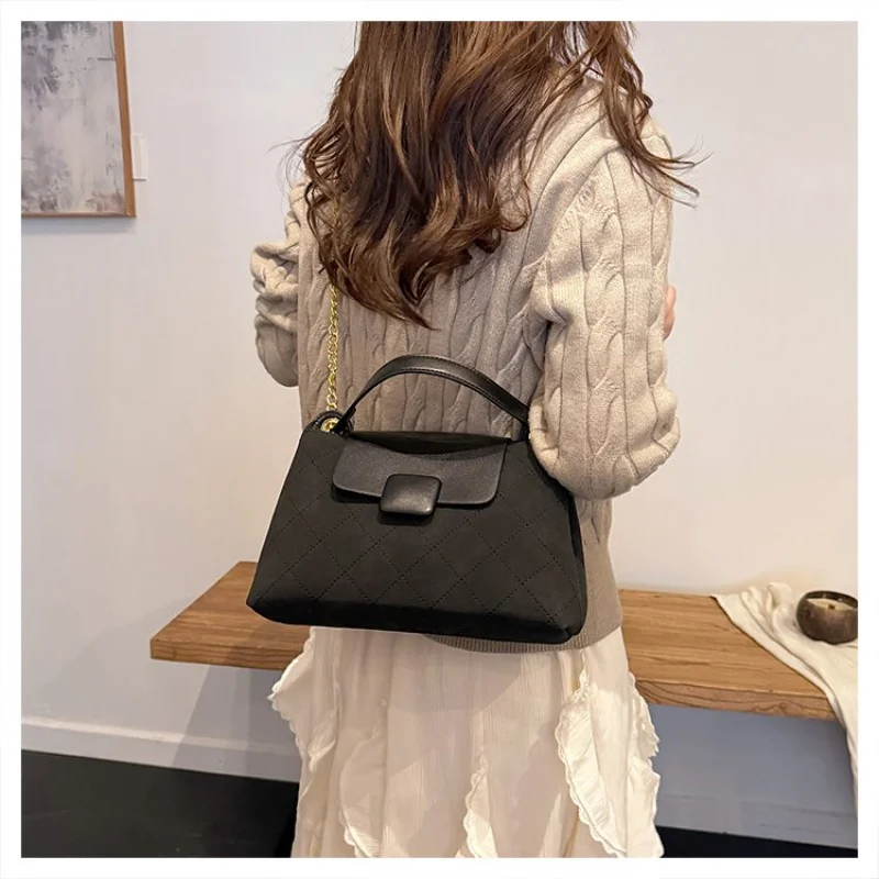 

Стильная женская сумка в стиле ретро, маленькая сумка через плечо из искусственной кожи с латунной фурнитурой, регулируемые карманы на ремешке