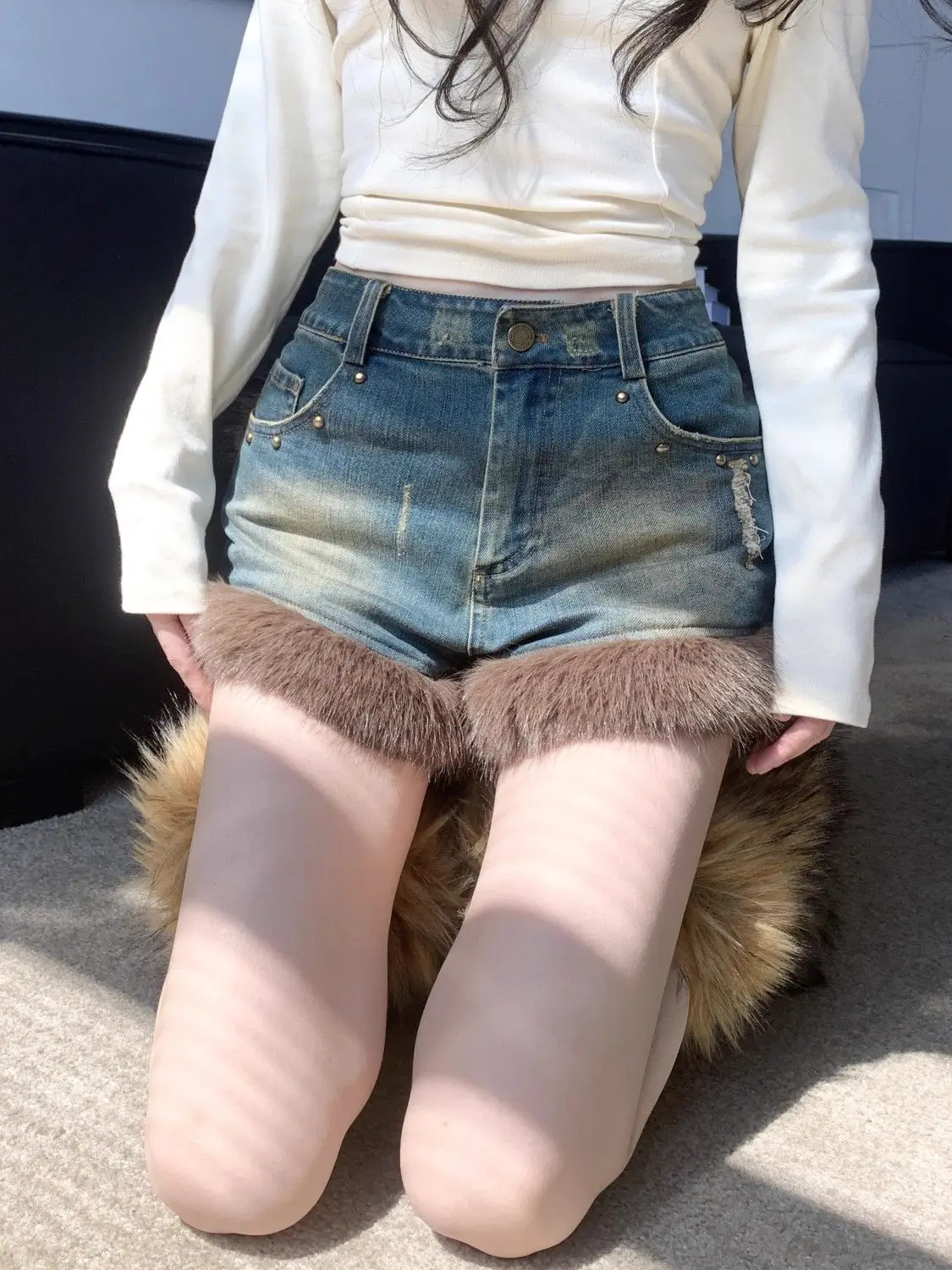 American Vintage Plush Splicing Loose Blue Denim Shorts 2024 Autumn New High Waist Jeans Straight A-Line Fluffy And Slim Women