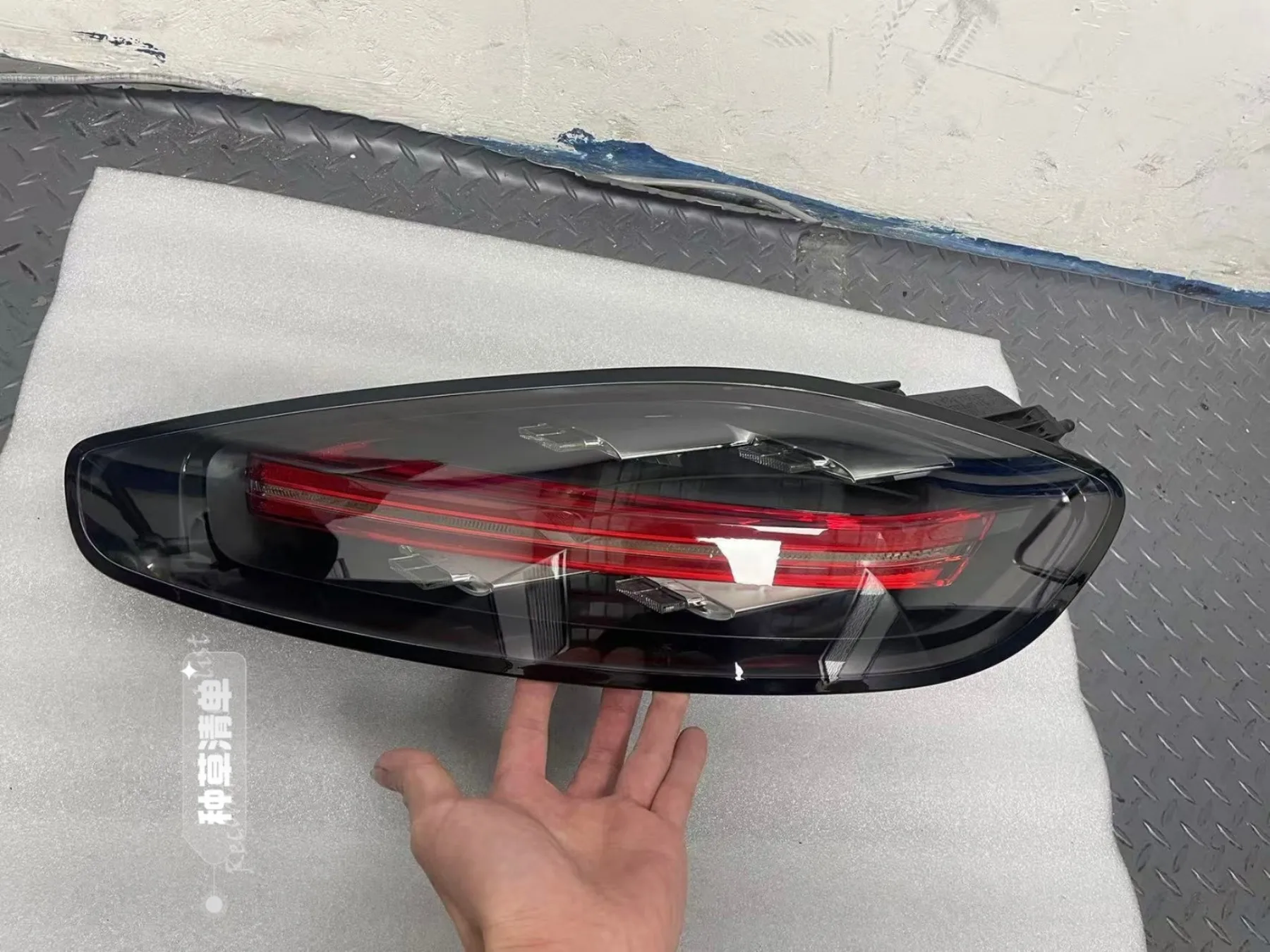 Misura per Porsche 718 Fanale posteriore 2016-2023 Porsche Boxster Fanale posteriore Porsche Cayman Stoplight 982 luci posteriori Rosso Plug And Play