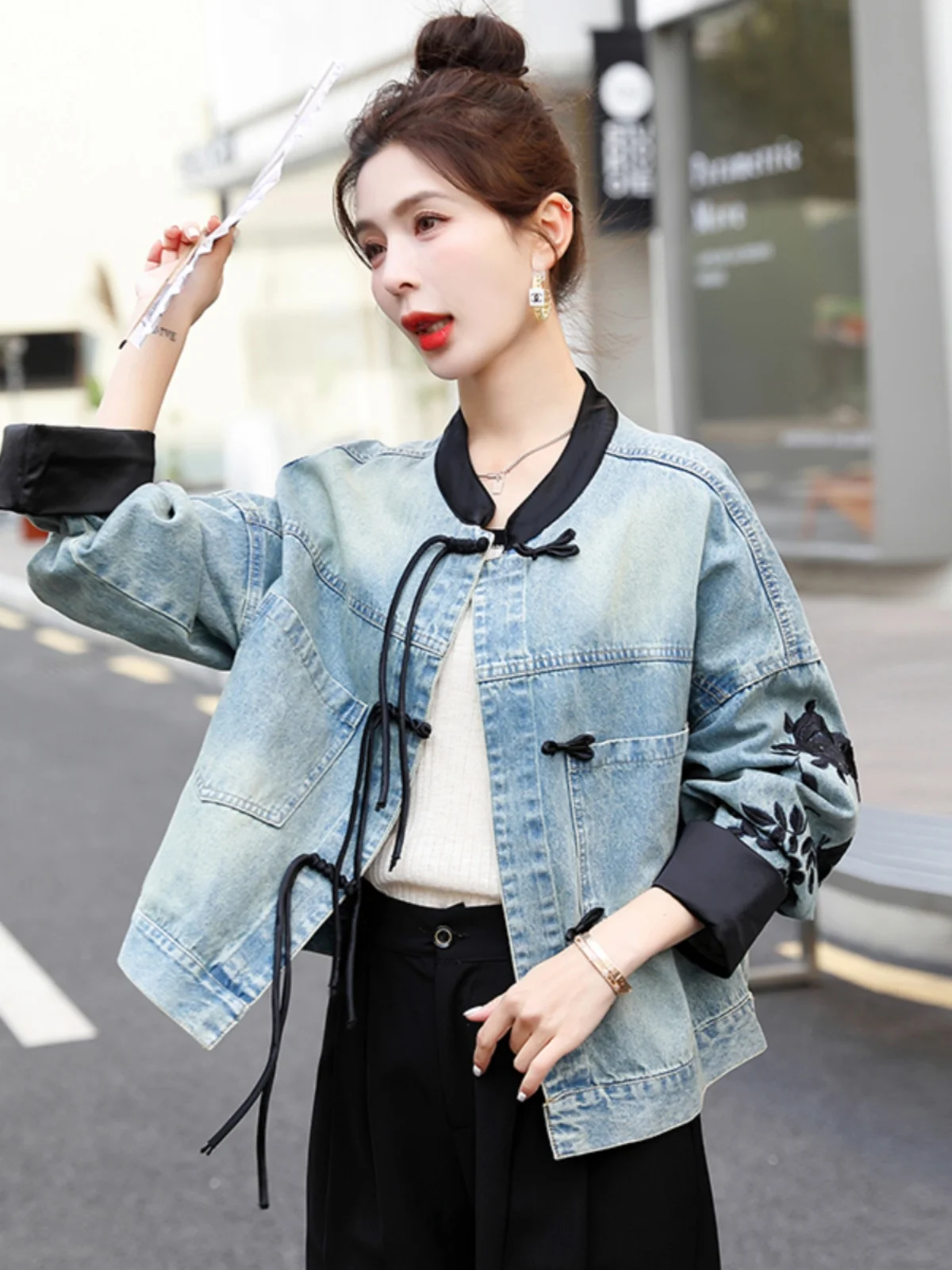 New Chinese Sle Women's Denim Jaet Spring Autumn Loose Faion Design Sensation Sli National Sle Top