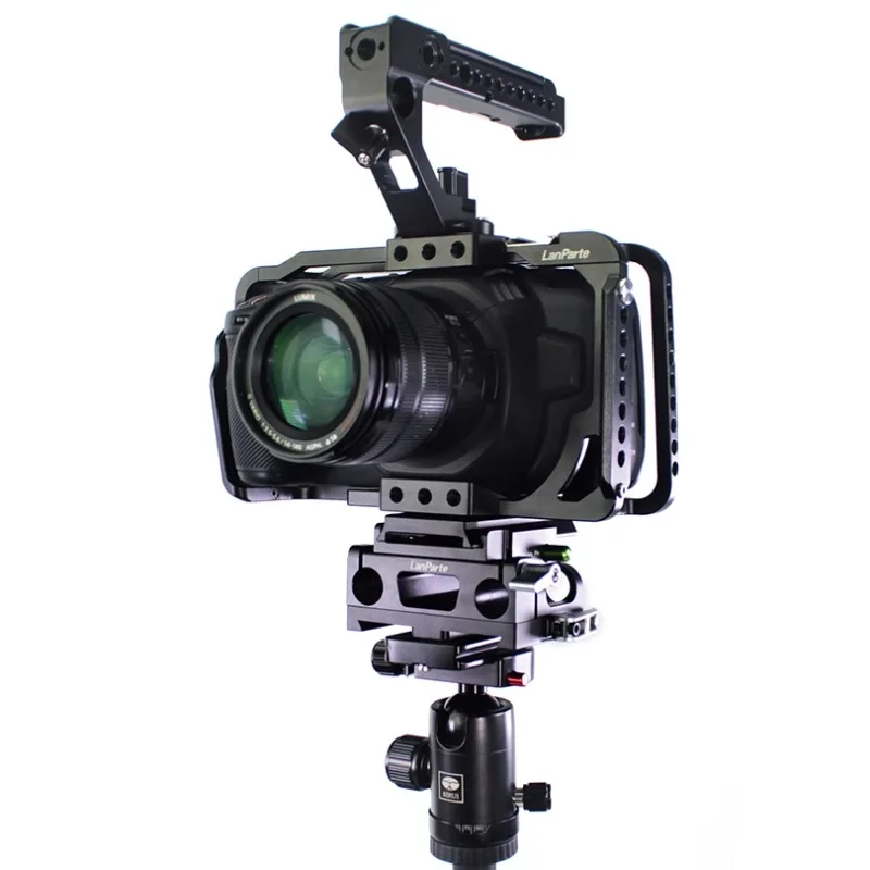 Photographic equipment, camera accessories, camera dovetail quick-loading base