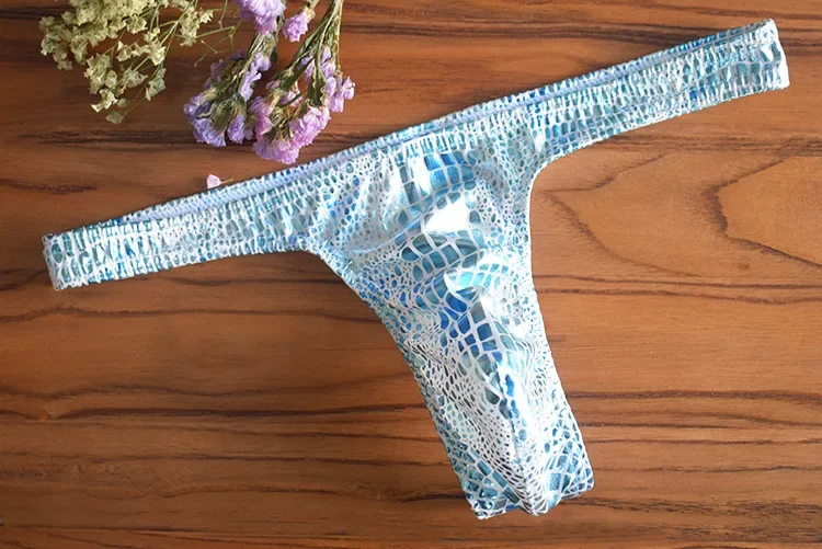 Youth Fashion T Back Thongs Men Shiny Leather Crocodile Pattern Gays Funny U Convex Pouch Underwear Narrow Edge G Sting Panties