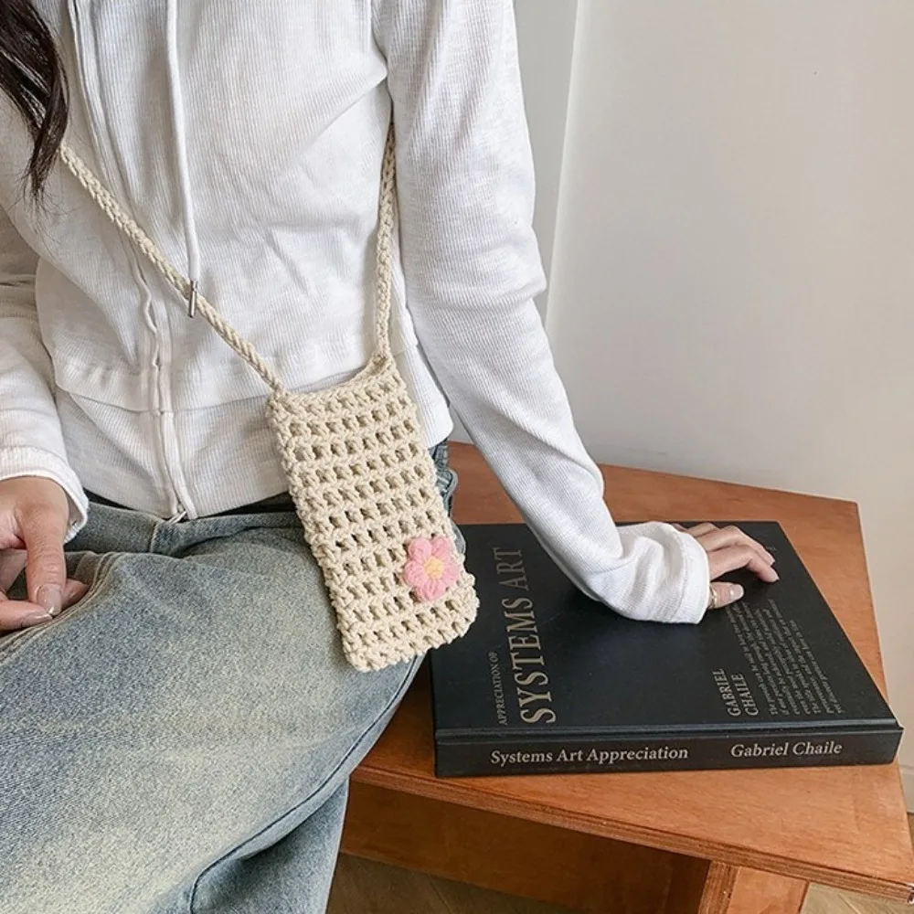 

Fashion Flower Weaving Crossbody Bag Mini Square Crochet Phone Bag Solid Color Handmade Knitted Messenger Bag Outdoor