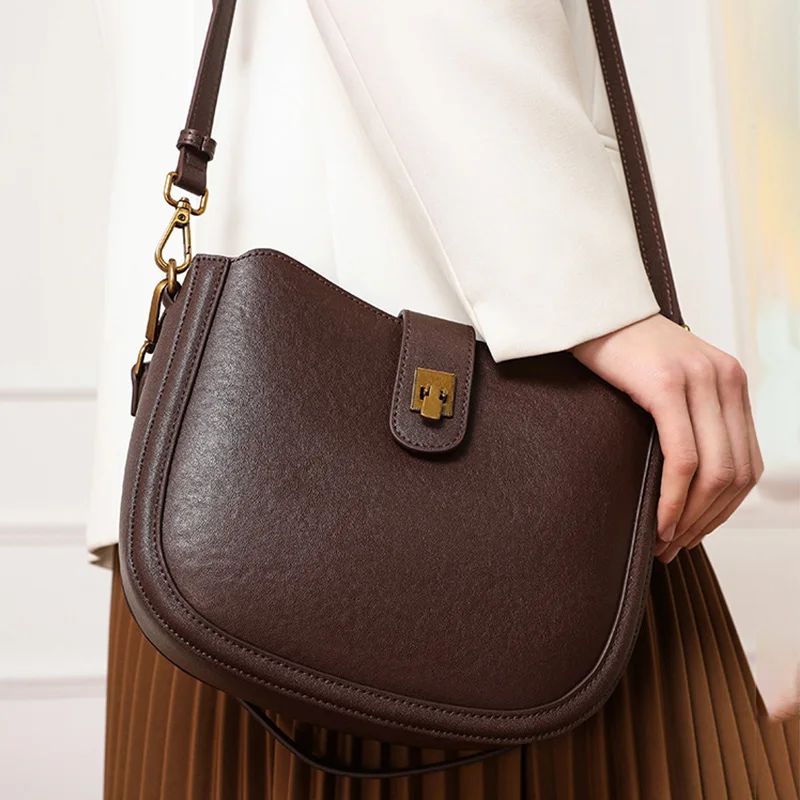 Women Vintage Brown Saddle Crossbody Bag Genuine Leather Half Moon Shoulder Purse Retro Metal Lock Underarm Handbag Daily Work