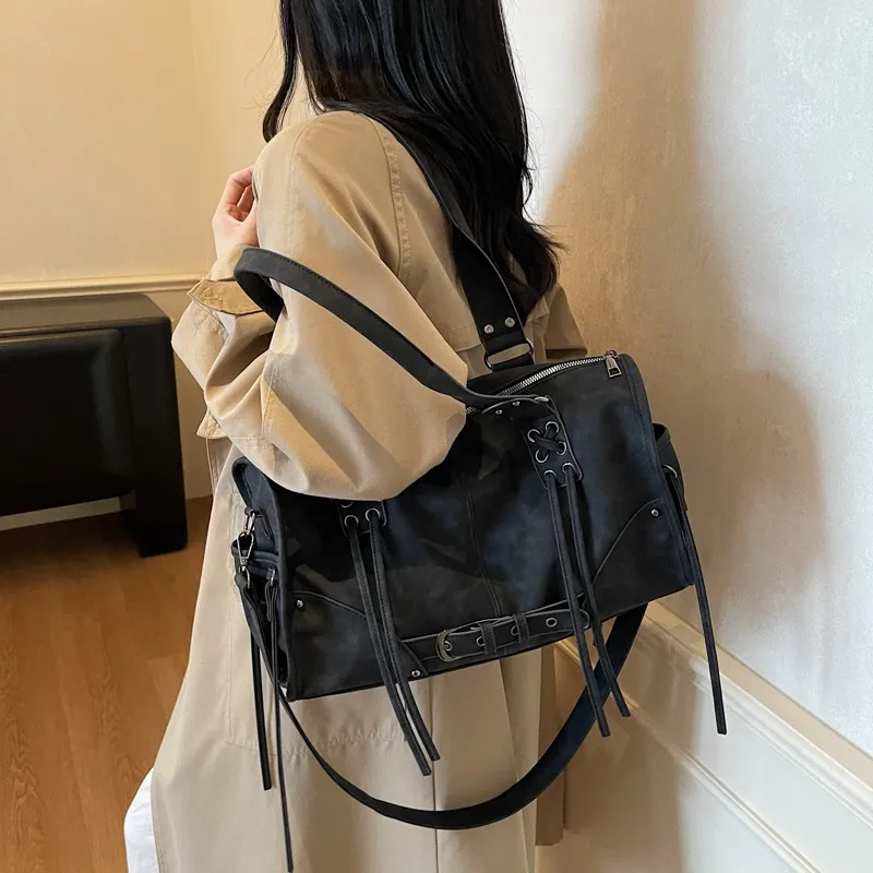 

PU Leather Retro Motorcycle Handbag Large Capacity Simple Pillow Shoulder Bag Vintage Crossbody Bag Work Date Shopping Handbag