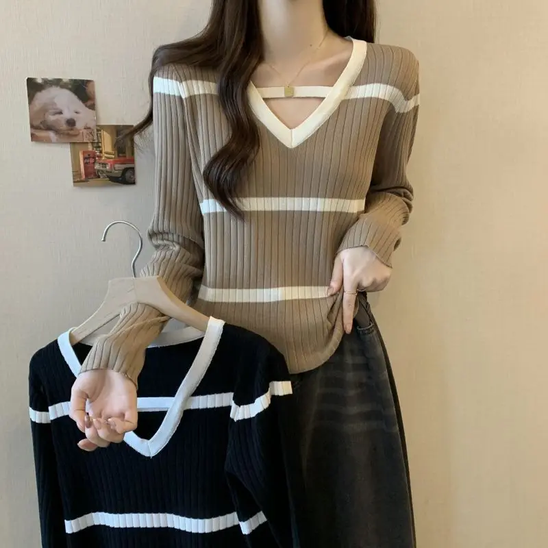 

Casual V-Neck Striped Sweaters Female Clothing Slim Long Sleeve 2024 Spring Autumn Fashion Spliced Basic Commute Knitted Jumpers