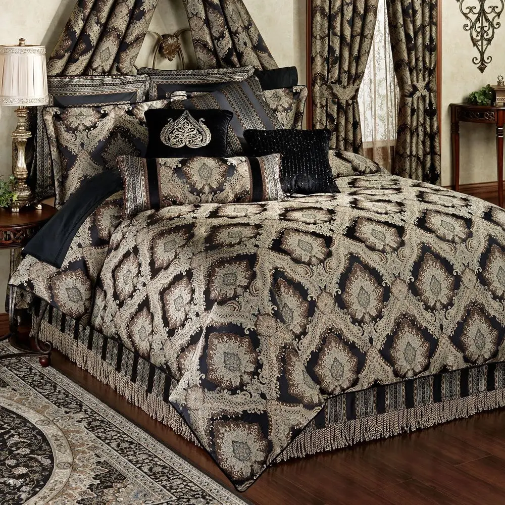 

Damask Medallion Oversized Luxury Bedding Rich Black Taupe Silver Gray Wheat Almond 4 Piece Comforter Set Queen Comforter, 2 St