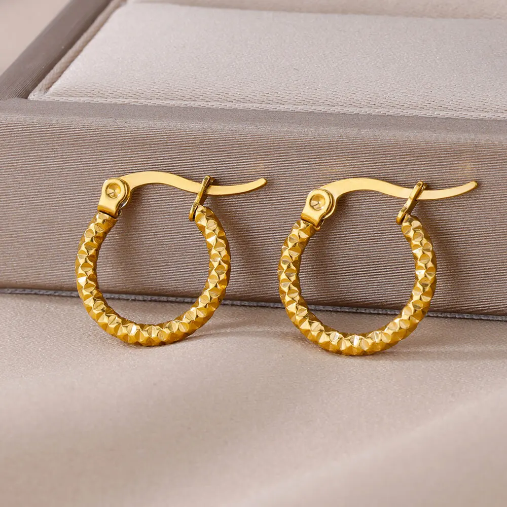 Vintage Gold Color Simple Pleated Earring Stainless Steel Geometric Twist Earrings For Women Femme Jewelry Party Ear Accessories