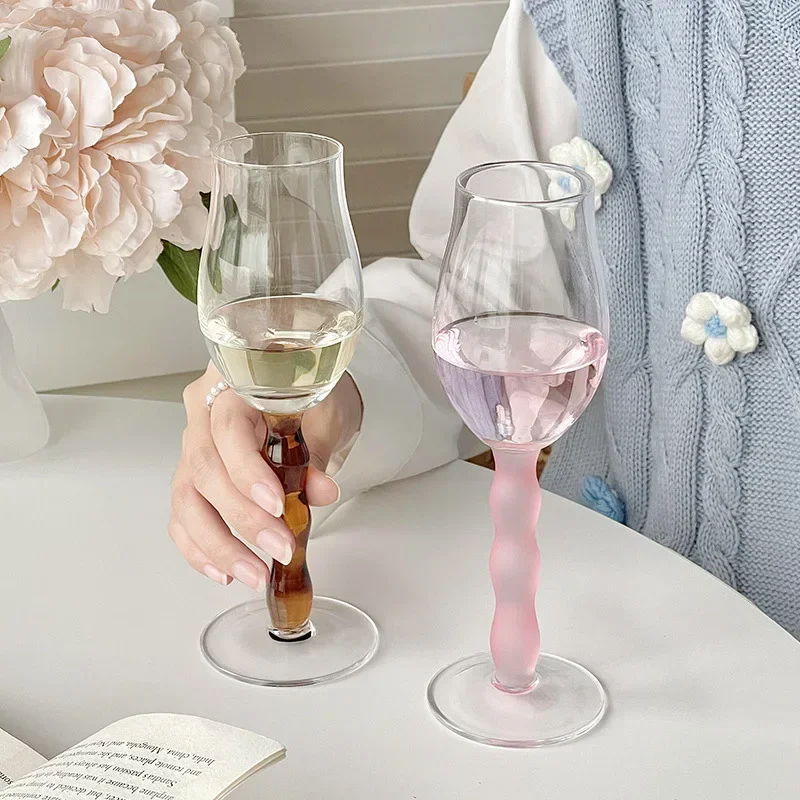 Lollipop Shaped Champagne Glass, Frosted Wave Handle Sweet Wine Glass  High Beauty Female Household Fruit Wine Glass Goblet