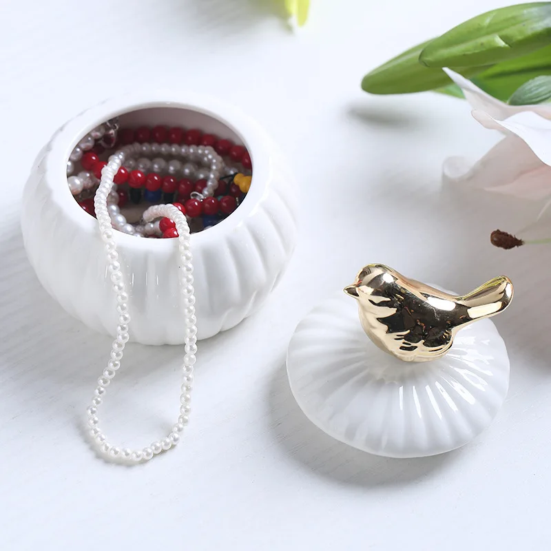 European and American Ceramic Golden Bird Jewelry Box Home Storage Storage Incense Wax Jar Crafts Creative Desktop Ornaments