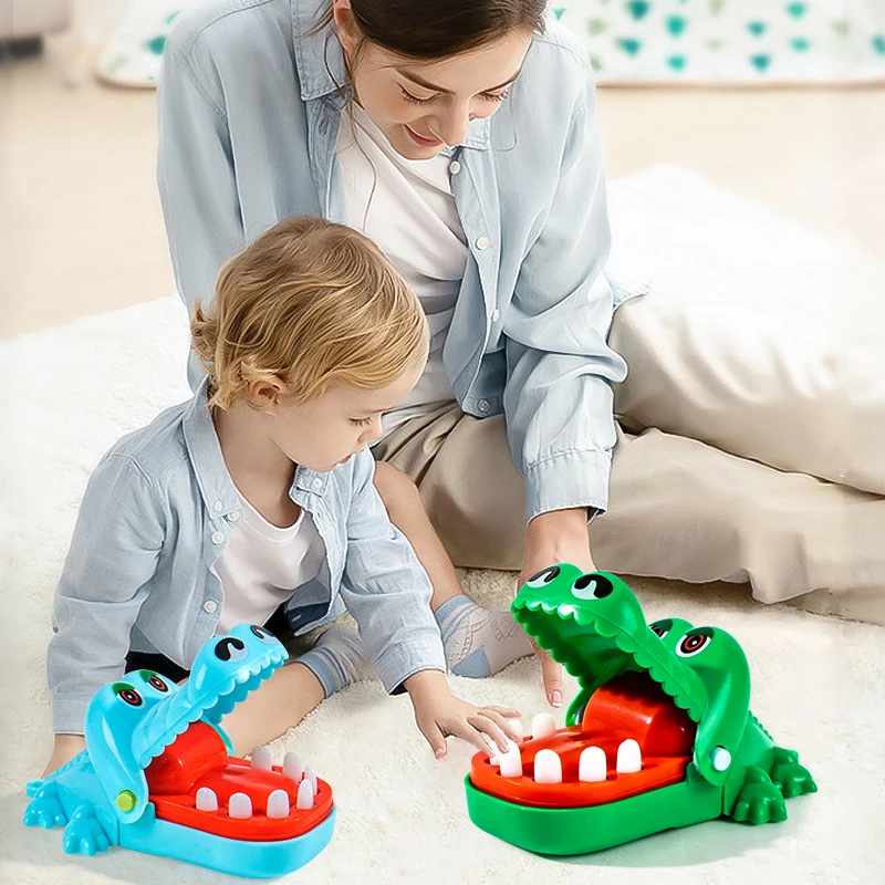 Crocodile Teeth Toys Keychain Children's Crocodile Bites Fingers