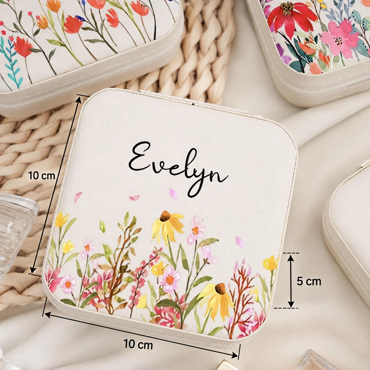 caixa-de-joias-personalizada-para-viagens-mini-caixa-de-armazenamento-em-couro-sintetico-com-motivos-florais-presente-personalizado-com-nome-para-damas-de-honra-presente-para-mulheres-em-aniversarios-e-feriados-presente-para-a-comunhao-aniversario-e-batismo