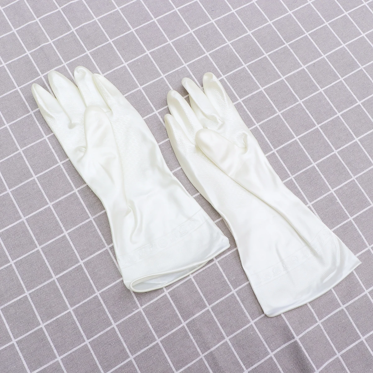 

3pcs Rubber Dishwashing Waterproof Kitchen Cleaning Gloves Fragrance Color Random Lightweight Pvc Household Gloves For Car