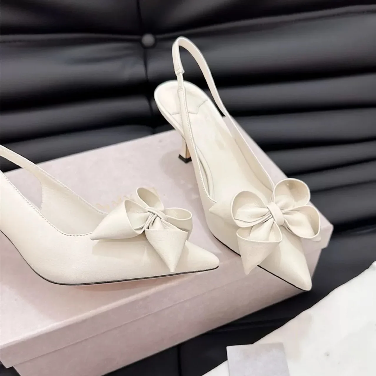 

Handmade Slip-On Women's Sandals Bowknot Stiletto High Heels Flower Pointed Toe Single Shoes 2026 Spring Summer New Fairy Style