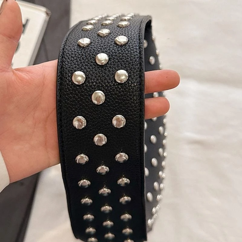 X7XC Studded PU Leather Underarm Purse Shoulder Bag Retro Punk 90s Small Zippered Handbag for Women Fashion Streetwear