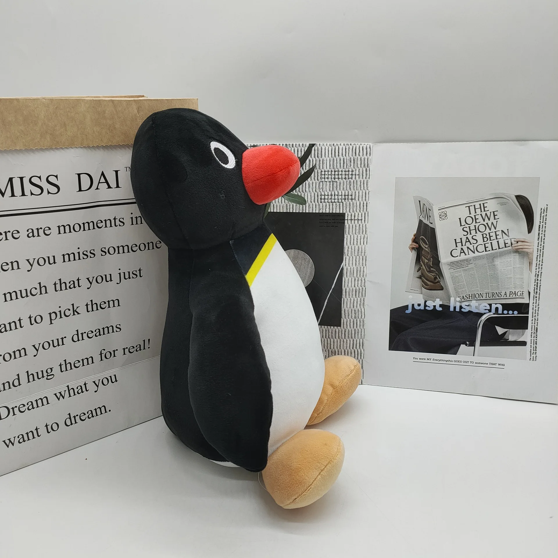 2024 nuevo producto Pingu pingüino de peluche lindo pequeño pingüino muñeca niños cumpleaños Navidad Acción de Gracias Navidad regalo de Nochebuena