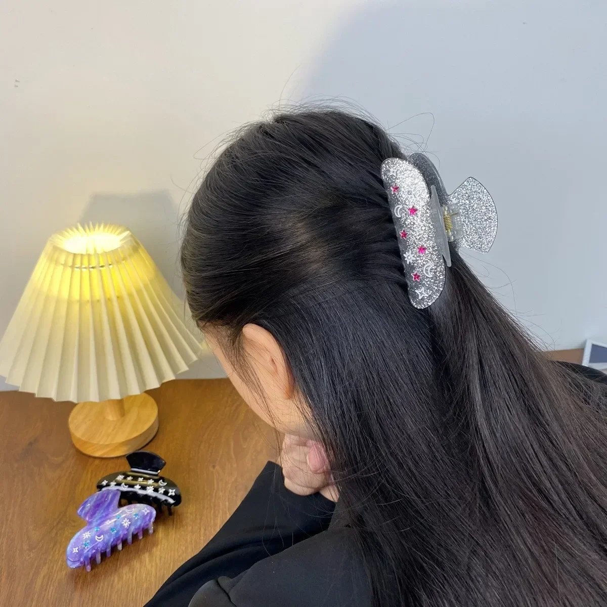 BYL-Pinces à cheveux cloutées en diamant pour femmes, crabe étoile et lune, matériau acrylique, design à la mode en cinq documents, accessoires pour cheveux, nouveau