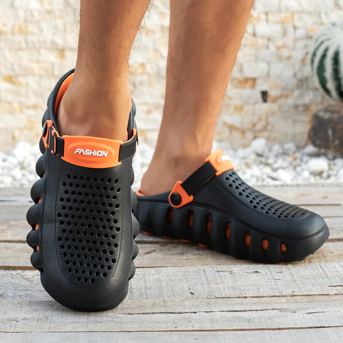 Men's Lightweight Cushioned EVA Clogs Ventilated Anti‑Slip Water Shoes Summer Leisure Outdoor Beach Pool Garden Sport Slippers