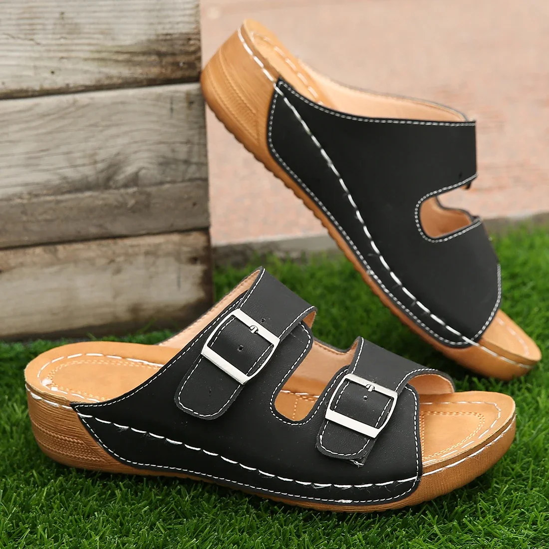 New Summer Slippers Women's Wedge Sandals Fashion Design Double Buckle Platform Outdoor Walking Slippers Non-Slip Women Shoes