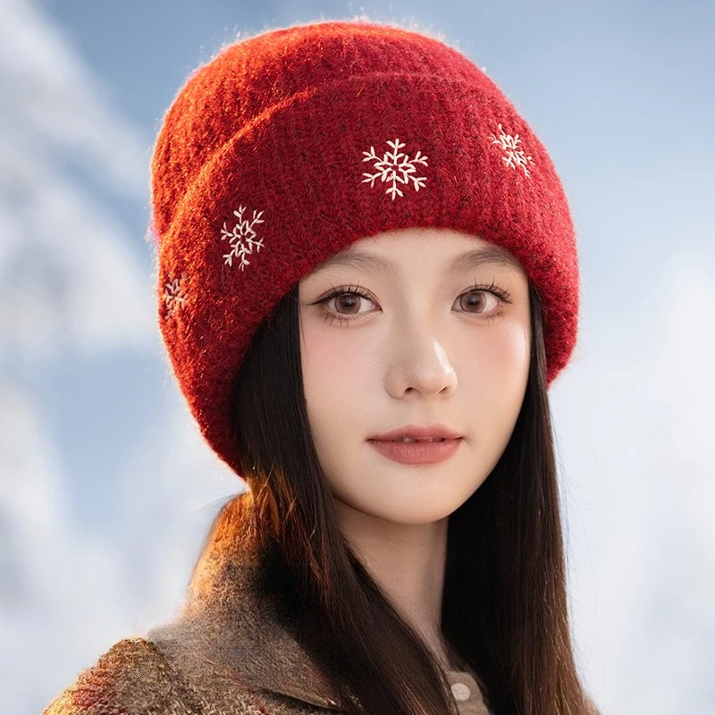 Fashion Christmas snowflake red knitted hat versatile windproof big head circumference warm wool hat cycling hat