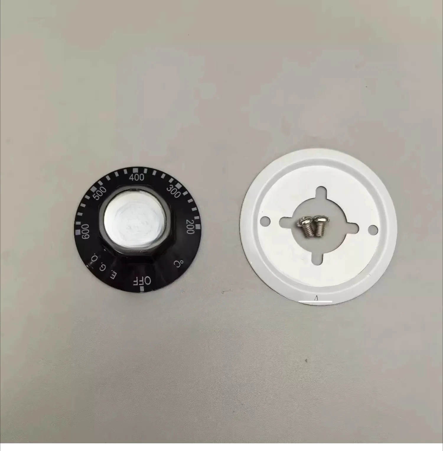 200-600 Degree Adjustable Temperature Controller 55.13282.030 with Sealing Nut