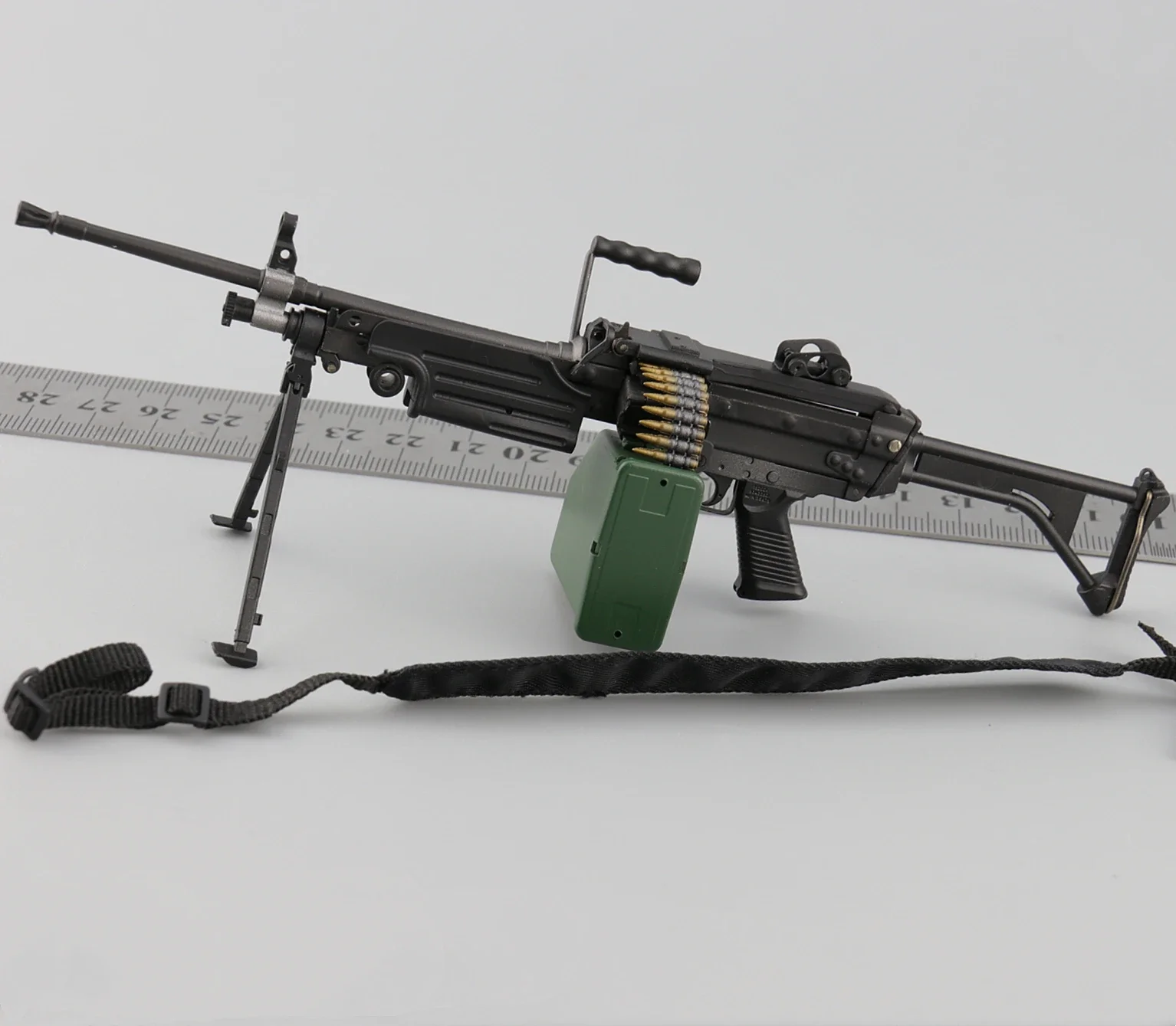 

1/6 Scale Soldier Machine Gun Model 12 '' SS 089 82 Airborne Division