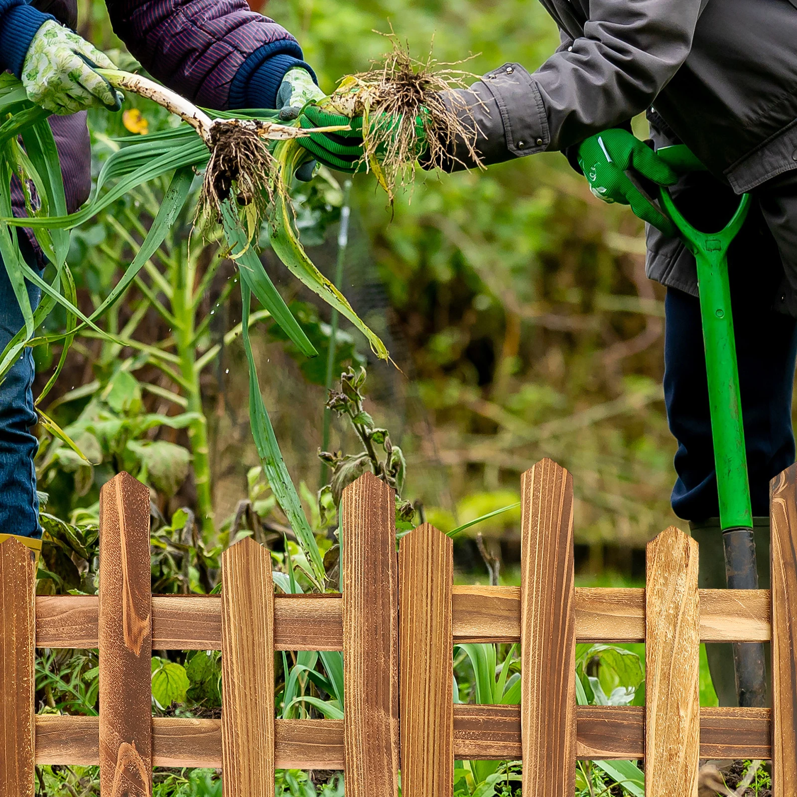 

Carbonized Small for Garden Outdoor Wood Fences Yard Balcony Decor Mini Wooden Privacy Fence Natural Landscaping for Courtyard