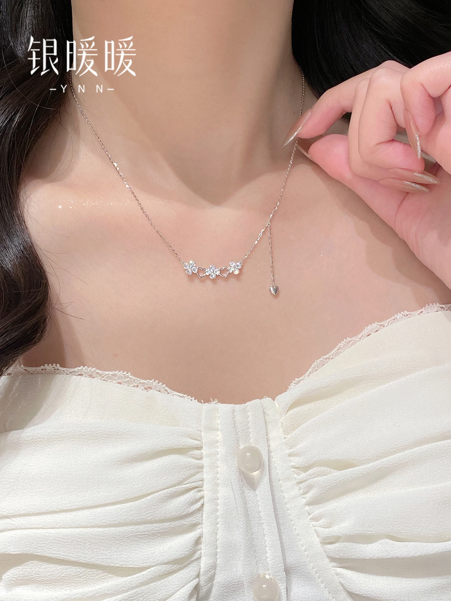 collana-in-argento-puro-999-con-quadrifoglio-portafortuna-stile-femminile-lussuosa-e-minimalista-regalo-di-compleanno-per-migliore-amica-o-fidanzata
