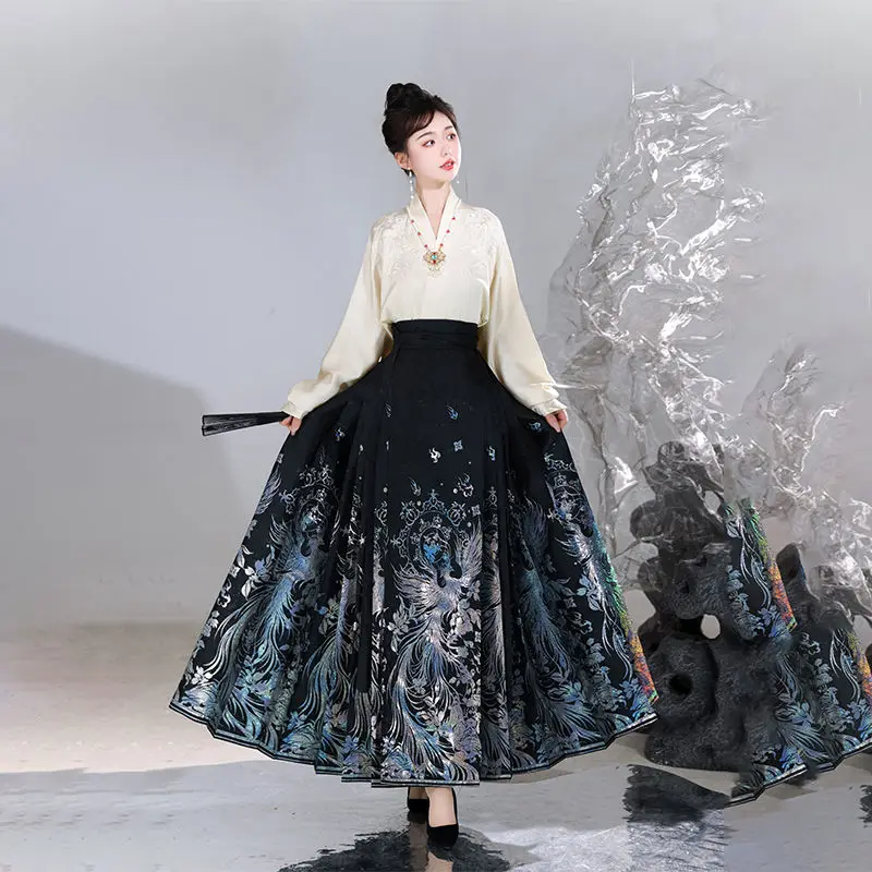 Chinese Traditional Style Fashion Colorful luminous horse face skirt daily Hanfu women\'s mamian skirt