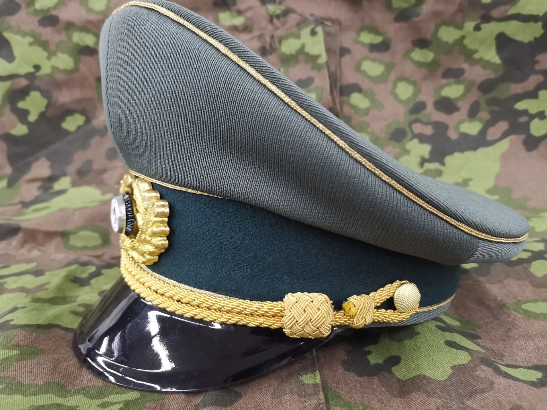EMD Big hat, sun hat, German style,Twill wool, Gold piping