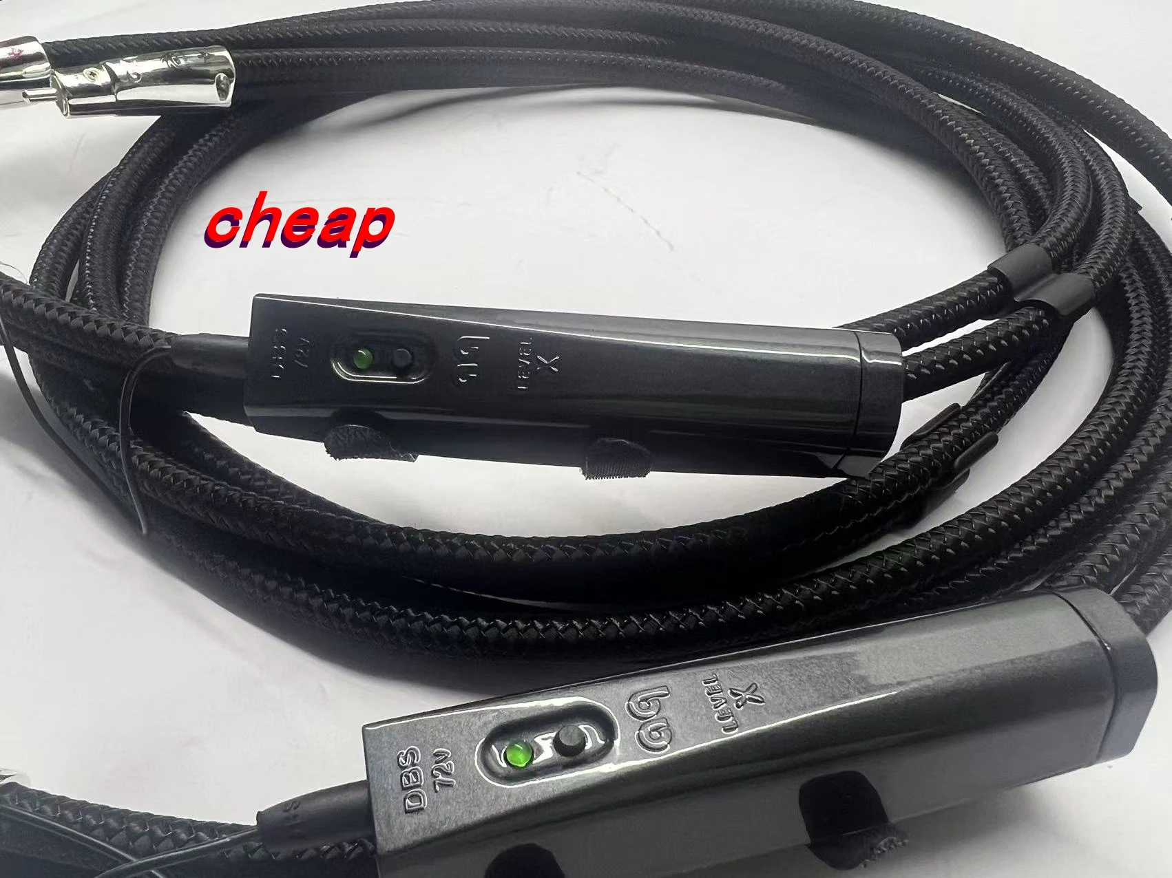 Câble Dragon RCA.. Câble Dragon RCA-RCA série Creature Mythique Perfect-Surface Pure Silver (PSS) avec étui