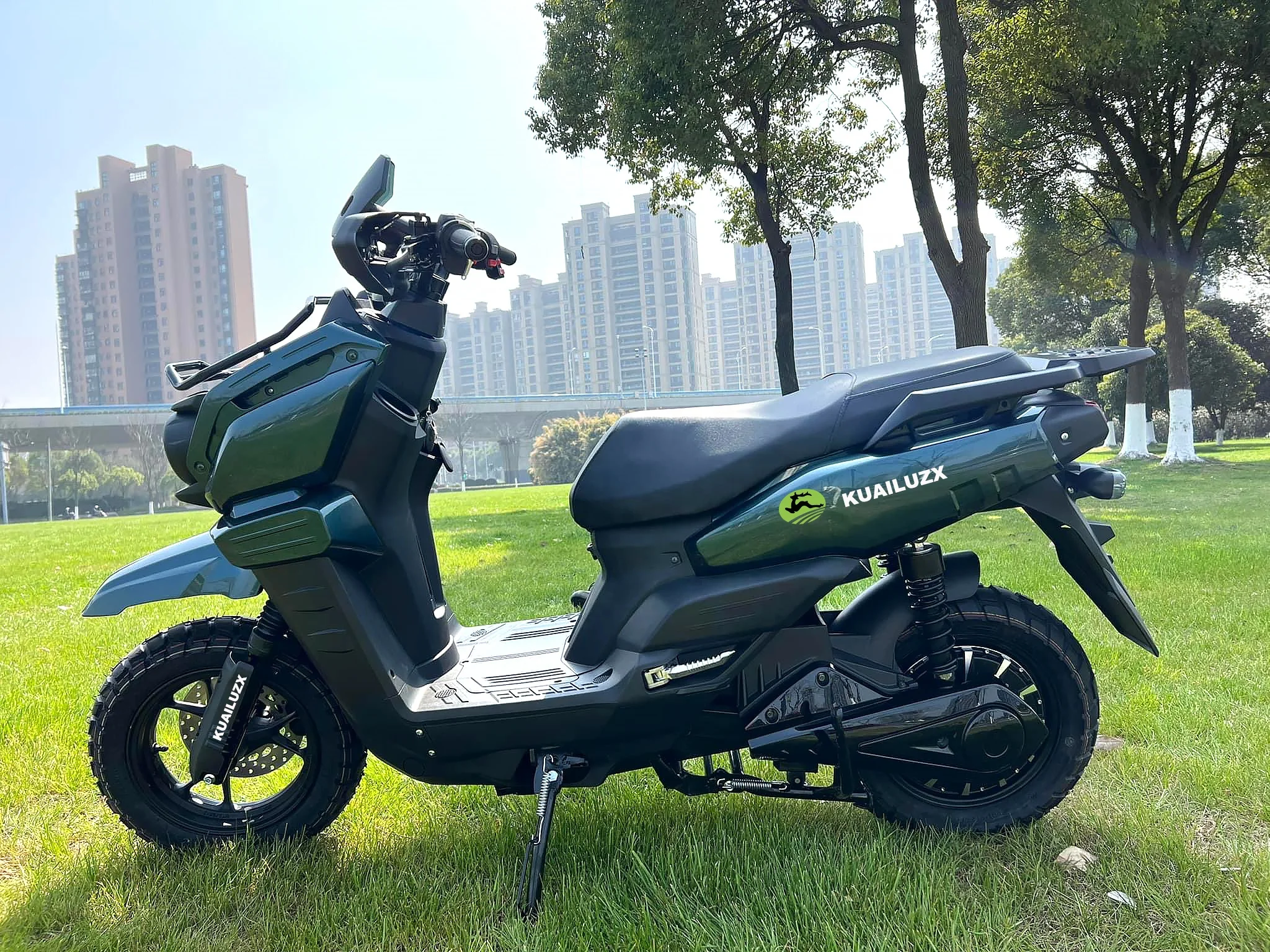 Wholesale two wheels electric scooter motorcycles for adults other motorcycle 72v moped