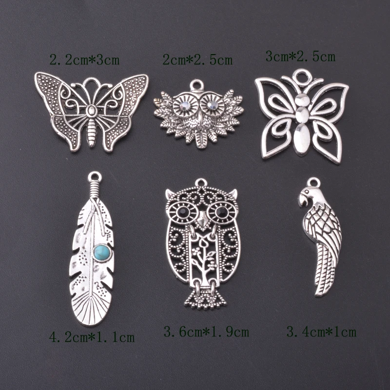 10 Stück Vintage-Stil Antik-Silberfarbene Anhänger mit Eulen, Vögeln, Schmetterlingen und Metallfedern für DIY-Schmuckherstellung, Ohrringe, Damenschmuck – Detail 3