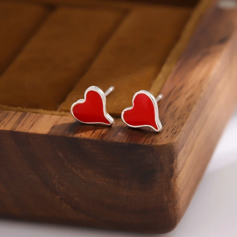 Uini Tail hot selling new 925 sterling silver fashionable red heart-shaped earrings personalized trend sweet and high-quality