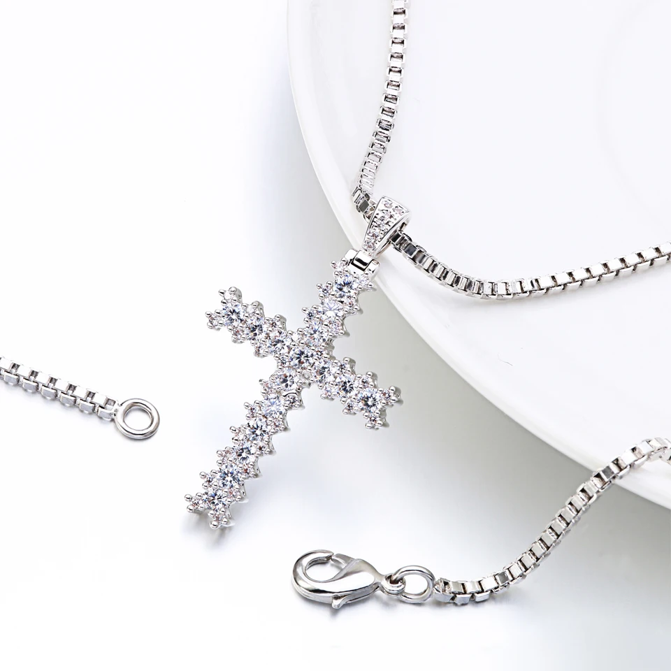

VANAXIN 1 Row Cubic Zirconia Cross Pendants Necklaces Gold Silver Color for Men Women Hip Hop Bling Ice Out Rapper Jewelry