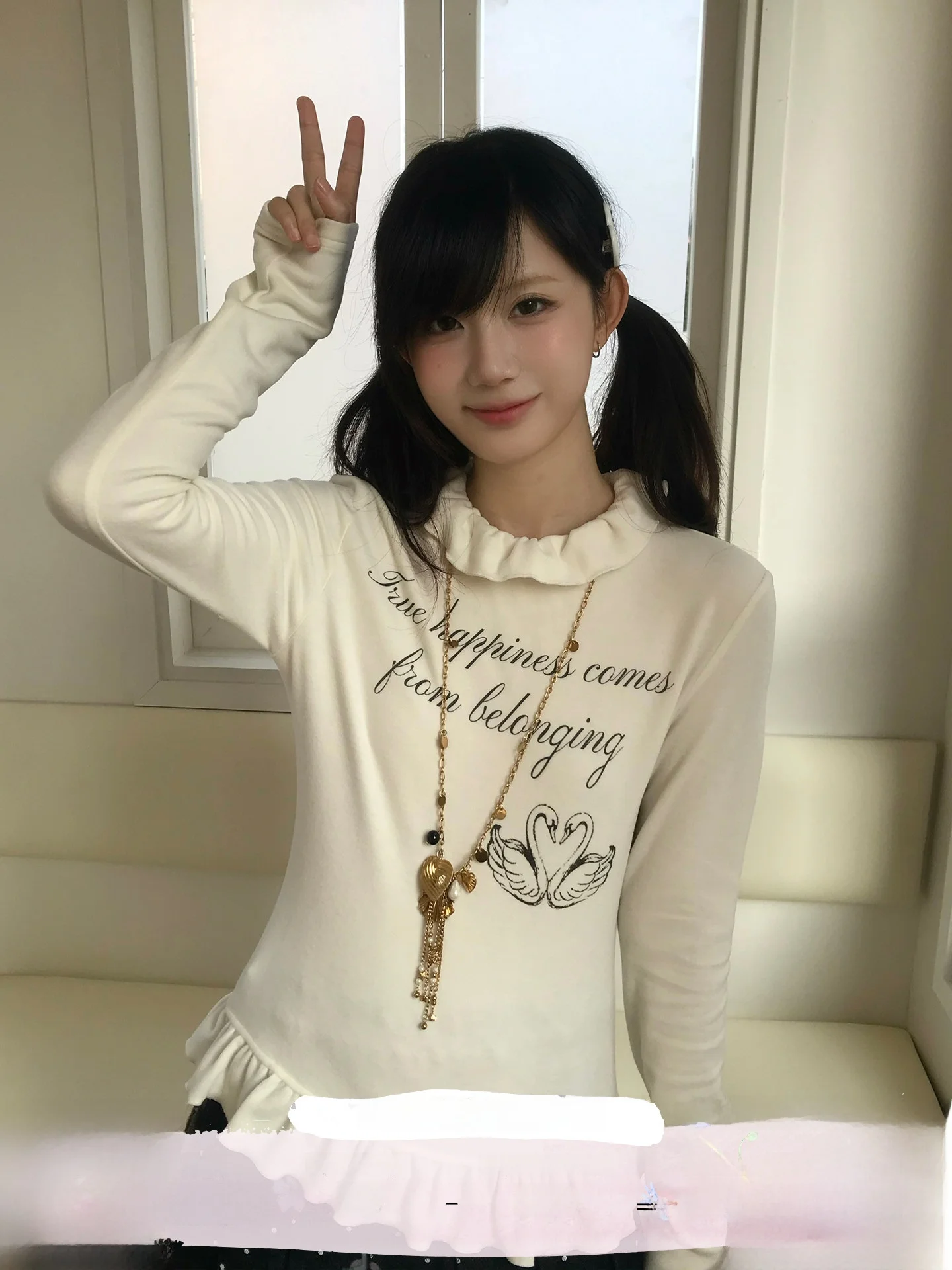 

Женская футболка Ele Swallow Lake View Duweed Collar Base из мягкого комфортного хлопка с красивым кружевным подолом и длинными рукавами