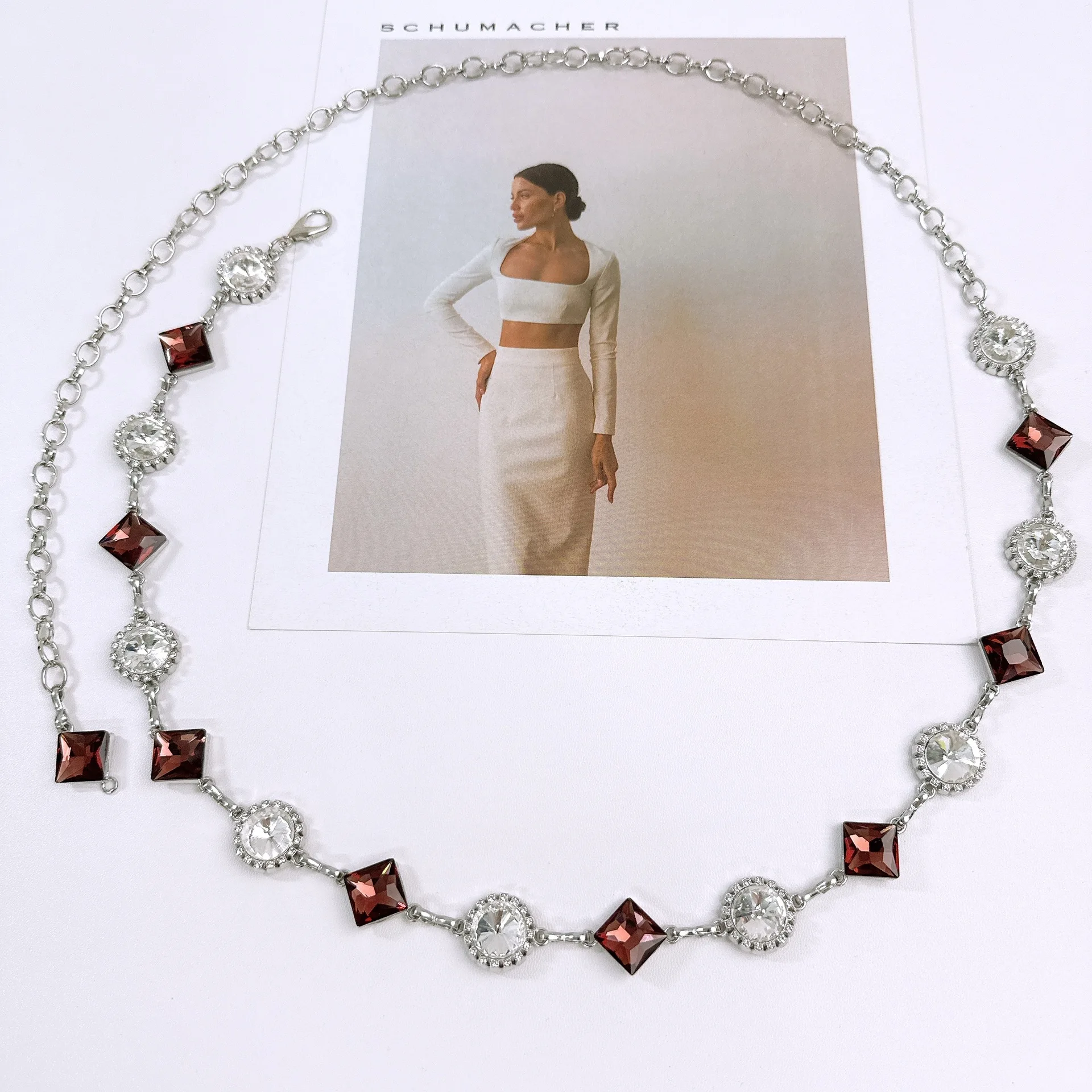 Elegante edelsteen taille ketting met diamanten ingelegde jurk decoratieve damesriem modieuze lente en zomer body chain sieraden