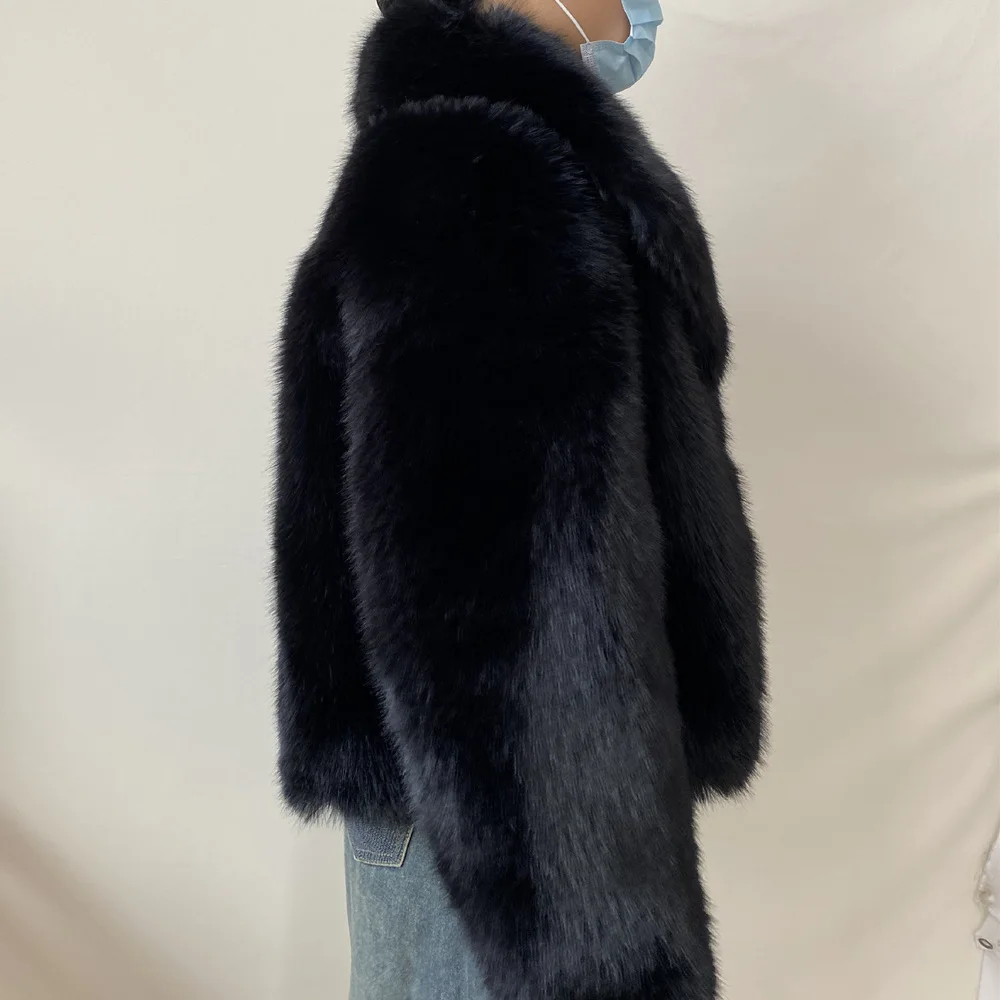 Women's Plus Size Winter Fur Coat Fox Large Lapel Loose Short Top Elegant Warmth for Cold Weather