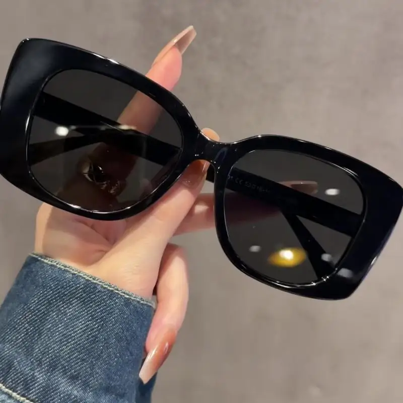 

Self-driving tour glasses, mountaineering UV protection sunglasses, cycling wind and sand proof glasses, outdoor sports accessor