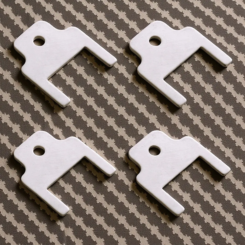 

Набор из 4 металлических ключей для диспенсеров туалетной бумаги и полотенечек для общественных туалетов